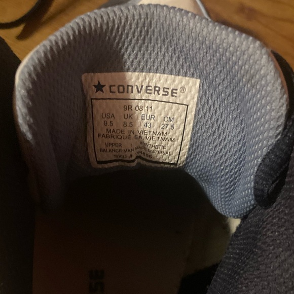 CONVERSE MENS HIGH TOP SHOE SIZE 9.5 - Picture 5 of 5